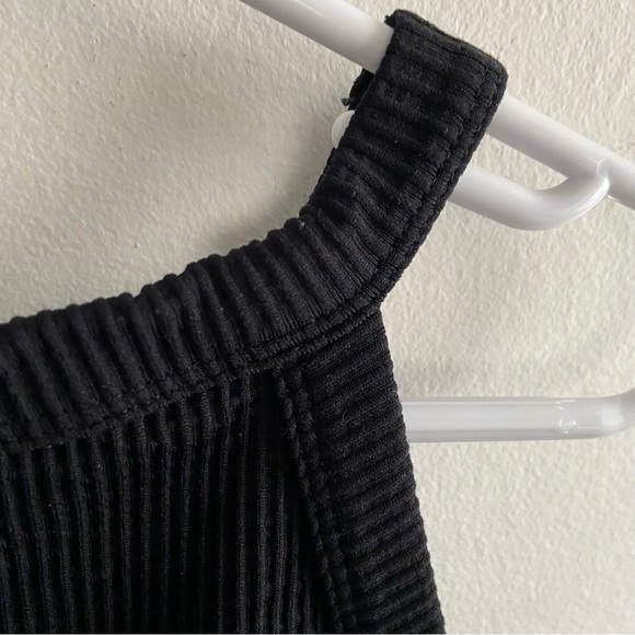 Free People Intimately Black Ribbed Crewneck Stretch Tank Top Size M/L READ - Picture 7 of 13